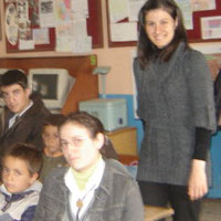İncili Köyü Şehit Kazım Yazar İlköğretim Okulu Yasemin Kaplan (sağda)