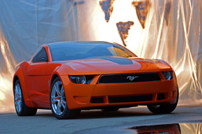 İşte göz kamaştıran 2010 model Mustang  