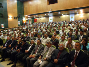  Şair Zihni Kültür Merkezi’nde gerçekleşen tanıtım toplantısına çok sayıda besici ve çiftçi katıldı.