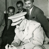 Anıt Şeref defterini ilk imzalayan Cevdet Sunay oldu (1964)