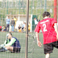 Çerçi’nin 1-0 öne geçtiği karşılaşmayı Petekkaya 2-1 kazanarak şampiyonluk kupasını kaldırdı.