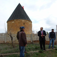 Başkan Polat, 2009 yılı ağaçlandırma çalışmalarını Şehit Osman Dağı'ndan başlattı