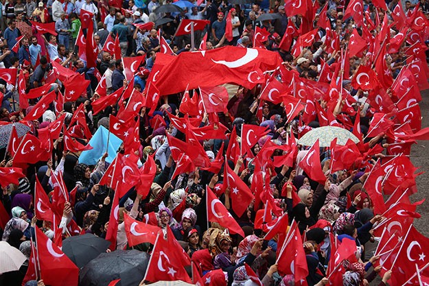 Türkiye düşmanlarını çatlatan miting