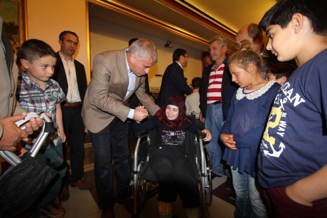 Başkan engelli vatandaşlarla buluştu