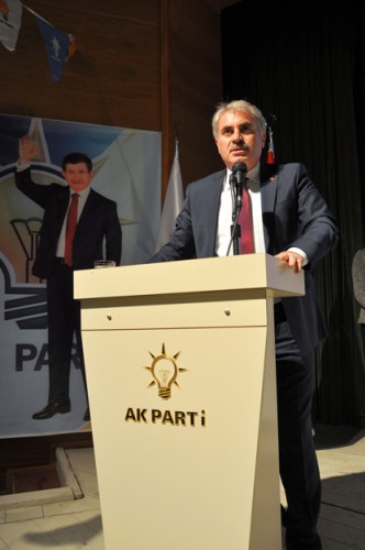 AK Parti'den gövde gösterisi