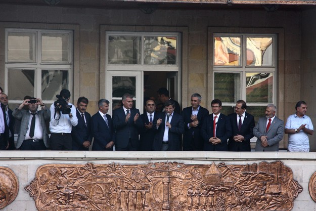 Bakan Davutoğlu Bayburt'ta
