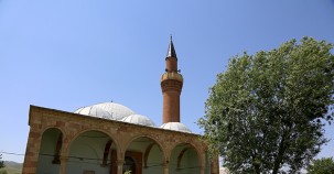 Ferahşad Bey Cami'de 500 yıllık gelenek