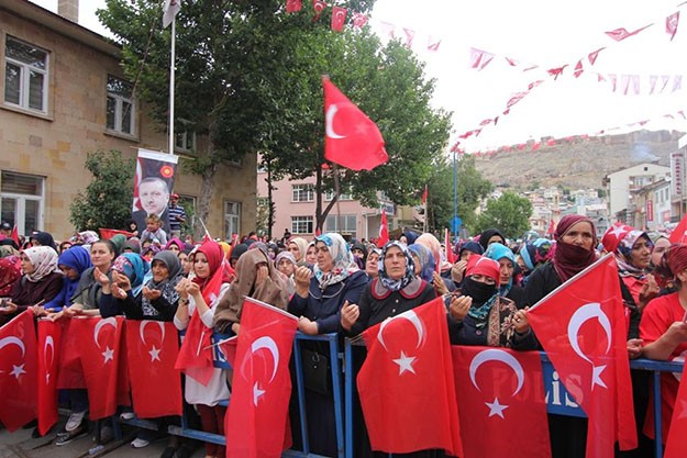 Türkiye düşmanlarını çatlatan miting