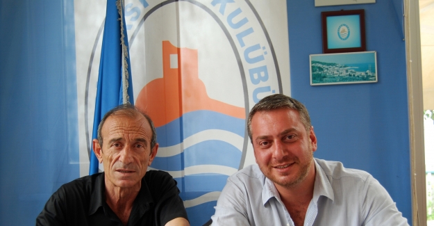 Pazarspor, teknik direktör Oktay Çevik ile sözleşme imzaladı