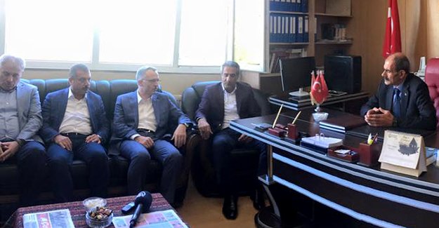 Maliye Bakanı Ağbal'dan MHP'ye bayram ziyareti