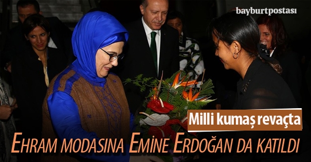 Emine Erdoğan’ın ehramlı kıyafeti dikkat çekti