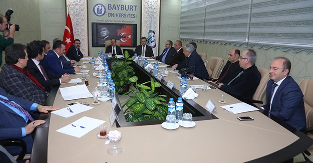 Bayburt Üniversitesi’nde danışma kurulu toplantısı