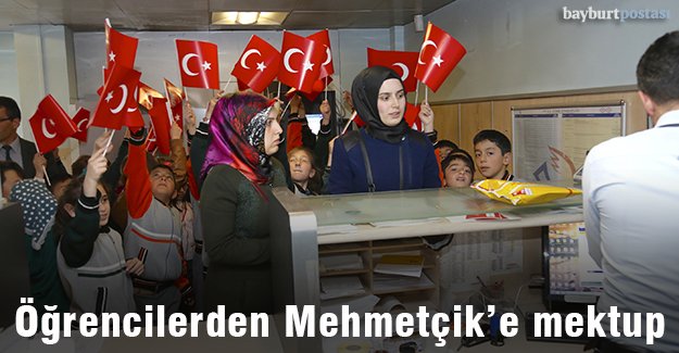 Bayburtlu öğrencilerden Mehmetçik'e mektup