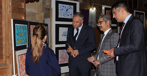 SODES'le Sanat Rüzgarı sergisi açıldı