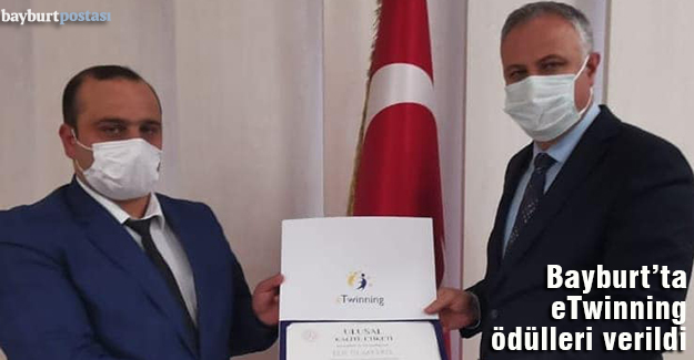 Karakaşoğlu, eTwinning ödüllerini takdim etti