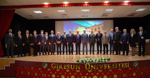 Rektör Türkmen, ÜNİ-DOKAP Toplantısına Katıldı
