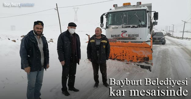 Bayburt Belediyesi Ekiplerinden Yoğun Kar Mesaisi