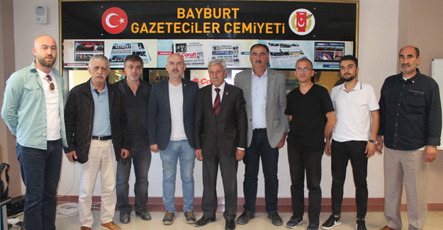 CHP heyetinden Bayburt Gazeteciler Cemiyeti’ne ziyaret 