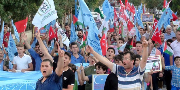 Anadolu Gençlik'ten 'Ümmet Yürüyüşü'