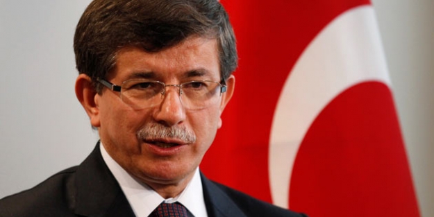 Davutoğlu: “Türkiye kendi kararını kendi verir“