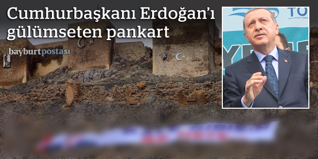 Erdoğan’ın dikkatini çeken dev pankartlar