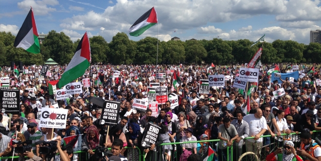 İngiltere'de on binler İsrail'i protesto etti