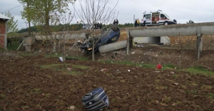 Bayburt'a taziyeye gelen araç kaza yaptı: 1 Ölü, 2 Yaralı