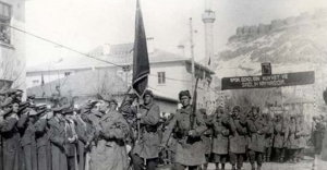 Ağbal ve Kavcıoğlu'ndan 99. yıl kutlaması