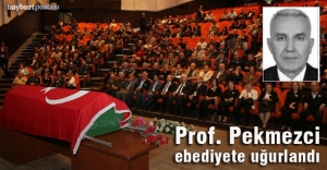 Prof. Pekmezci, Antalya'da son yolculuğuna uğurlandı