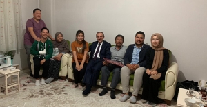 Vali Cüneyt Epcim Afganistanlı aileyi ziyaret etti