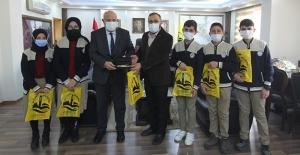 Erdem Bayazıt İmam Hatip Ortaokulu'ndan Başkan Pekmezci'ye ziyaret  