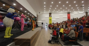 Bayburt Belediyesi ile Tuzla Belediyesi'nden Çocuk Tiyatrosu