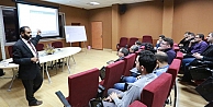Katarlı profösörden matematik semineri