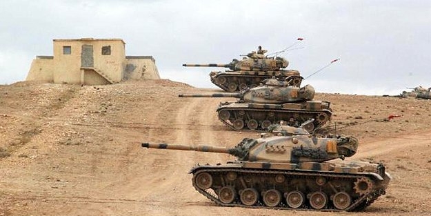 Türk tankları sınırda teyakkuz halinde